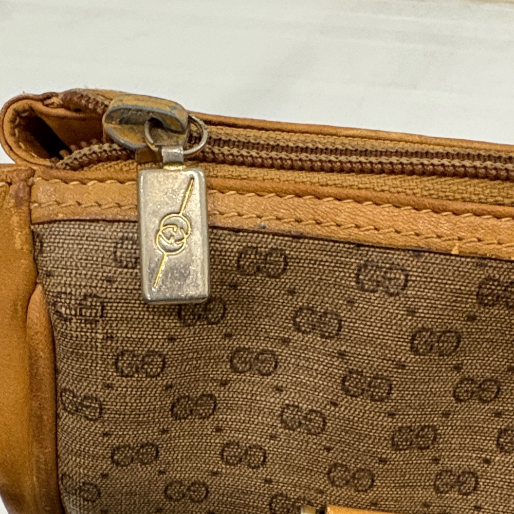 Gucci Micro GG Monogram Boston Bag - Picture 9 of 16
